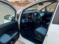 Usata Fiat Grande Punto 90 CV (66 kW) 2007 Bianco Utilitaria