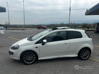 Usata Fiat Grande Punto 120 CV (88 kW) 2011 Bianco Utilitaria