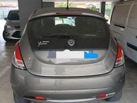 Usata Lancia Ypsilon 69 CV (50 kW) 2018 Grigio Utilitaria