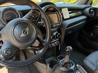 Usata Mini Cooper 136 CV (100 kW) 2017 Verde Utilitaria
