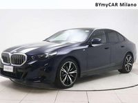 Usata BMW 520 M Sport 197 CV (144 kW) 2024 Tanzanite blue metallizzato Berlina