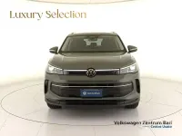 Usata VW Tiguan Edition 193 CV (141 kW) 2024 Verde SUV