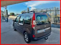 Usata Renault Kangoo Life 90 CV (66 kW) 2015 Marrone Monovolume