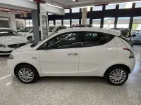 Usata Lancia Ypsilon Silver 95 CV (69 kW) 2013 Bianco Utilitaria