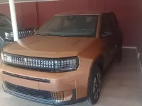 Nuova Fiat Grande Panda Icon 100 CV (73 kW) 2026 Marrone Utilitaria