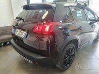 Usata Peugeot 2008 GT-line 120 CV (88 kW) 2016 Nero SUV