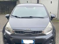 Usata Kia Rio 90 CV (66 kW) 2012 Grigio Utilitaria