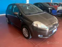 Usata Fiat Grande Punto Dynamic 69 CV (50 kW) 2009 Marrone Utilitaria