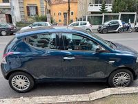 Usata Lancia Ypsilon 80 CV (58 kW) 2016 Blu Utilitaria