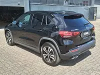 Käytetty Mercedes GLA180 116 HP (85 kW) 2022 Musta Katumaasturi