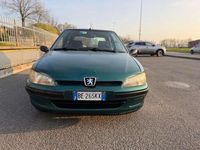 Usata Peugeot 106 60 CV (44 kW) 1999 Verde Utilitaria