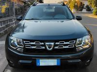 Usata Dacia Duster Lauréate 110 CV (80 kW) 2015 Nero SUV