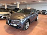 Usata Alfa Romeo Stelvio Executive 210 CV (154 kW) 2018 Grigio SUV
