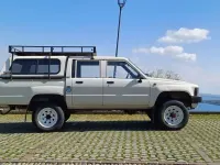 Usata Toyota HiLux 83 CV (61 kW) 1988 Pick-up
