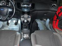 Usata Ford Fiesta ST-Line 75 CV (55 kW) 2017 Rosso Utilitaria