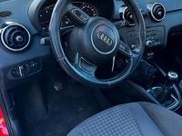 Usata Audi A1 105 CV (77 kW) 2011 Rosso Utilitaria