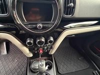 Usata Mini Cooper Countryman Hype 190 CV (139 kW) 2017 Verde SUV