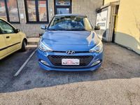 Usata Hyundai i20 GO! 75 CV (55 kW) 2018 Azzurro pastello Berlina