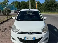 Usata Hyundai i10 Comfort 66 CV (48 kW) 2011 Bianco Utilitaria