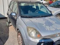 usata Ford Fiesta 1.2 82CV 5 porte NEOPATENTATI