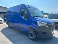 Usata Renault Master 140 CV (102 kW) 2021 Blu/azzurro Monovolume