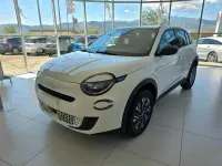 Nuova Fiat 600 100 CV (73 kW) 2025 Bianco SUV
