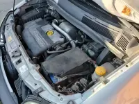 Usata Opel Zafira 101 CV (74 kW) 2000 Grigio Monovolume