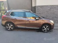 Usata Peugeot 2008 Allure 92 CV (67 kW) 2015 Marrone SUV
