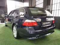 Usata BMW 530 231 CV (169 kW) 2007 Blu/azzurro Station wagon