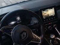 Usata Renault Clio V 100 CV (73 kW) 2024 Blu Berlina