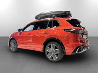 Nuova VW Tiguan R-line Plus 150 CV (110 kW) 2026 Persimmon red metallizzato SUV