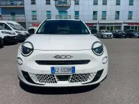 Usata Fiat 600 La Prima 101 CV (74 kW) 2025 Bianco gelato pastello SUV