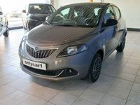 Usata Lancia Ypsilon Gold 69 CV (50 kW) 2023 Grigio scuro Utilitaria