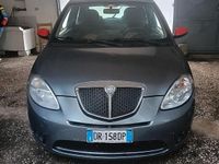 Usata Lancia Ypsilon 75 CV (55 kW) 2009 Grigio Utilitaria