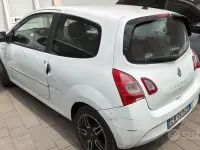 Usata Renault Twingo Night&Day 75 CV (55 kW) 2014 Bianco Utilitaria