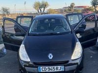 Usata Renault Clio III 75 CV (55 kW) 2012 Berlina