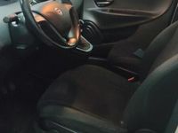 Usata Lancia Ypsilon 69 CV (50 kW) 2015 Bianco Utilitaria