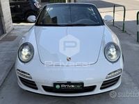 Usata Porsche 911 Carrera 4S Cabriolet 385 CV (283 kW) 2011 Bianco Cabrio