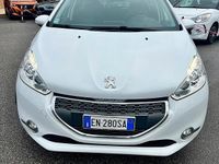 Usata Peugeot 208 92 CV (67 kW) 2013 Bianco Utilitaria