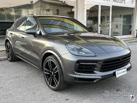 Usata Porsche Cayenne 339 CV (249 kW) 2021 Grigio SUV