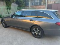 Gebraucht Mercedes E220 194 PS (142 kW) 2020 Grau Kombi