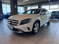 Usata Mercedes GLA200 136 CV (100 kW) 2016 Bianco SUV