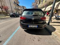 Usata VW Golf VII 130 CV (95 kW) 2019 Nero Utilitaria