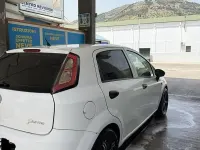 Usata Fiat Grande Punto 75 CV (55 kW) 2009 Bianco Utilitaria