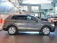 Usata VW Tiguan Elegance 150 CV (110 kW) 2023 Grigio SUV