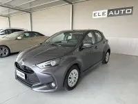 Usata Toyota Yaris Hybrid 92 CV (67 kW) 2022 Grigio scuro Berlina