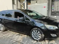 Usata Opel Astra Cosmo 125 CV (91 kW) 2012 Nero Station wagon