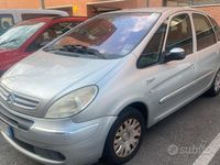 Usata Citroën Xsara Picasso Exclusive 110 CV (80 kW) 2005 Grigio Monovolume