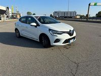 Käytetty Renault Clio V Zen 140 HP (102 kW) 2021 Valkoinen Viistoperä