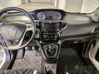 Usata Lancia Ypsilon Gold 69 CV (50 kW) 2016 Bianco Utilitaria